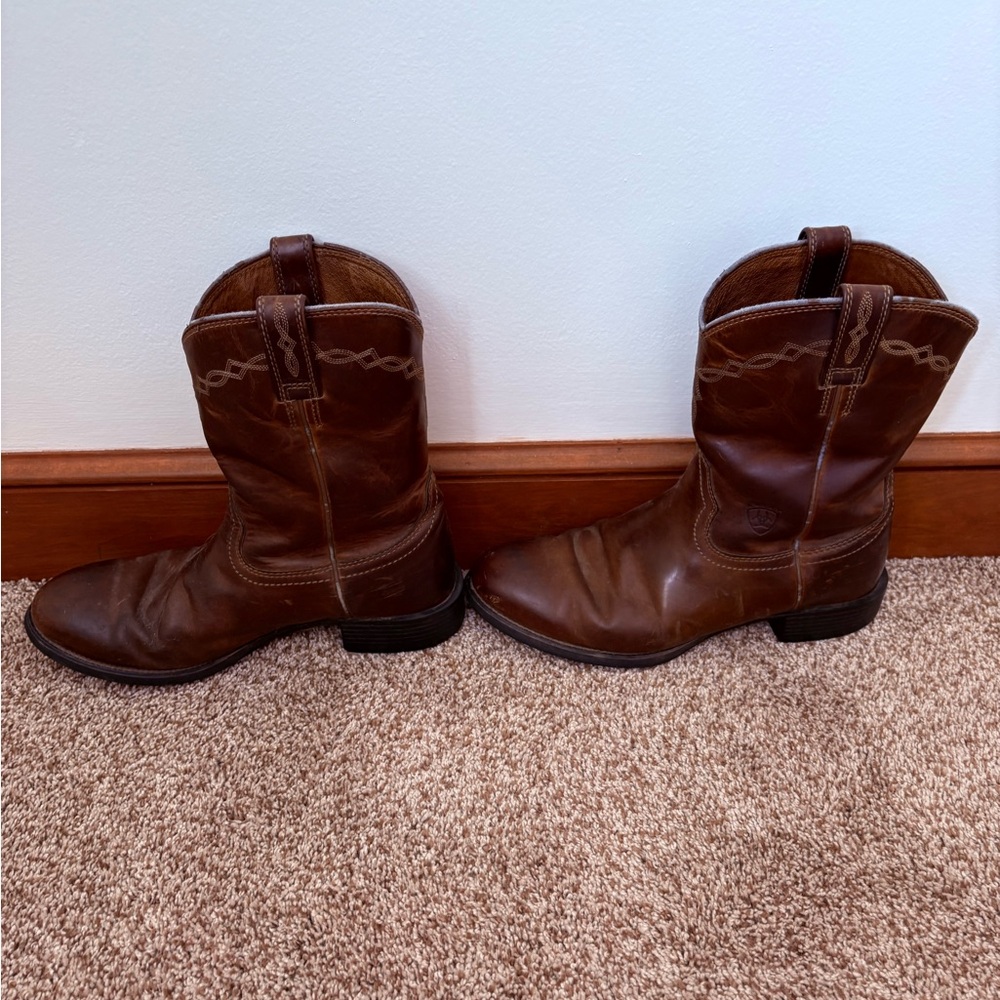 Ariat Men's Tan Leather Cowboy Boots - Picture 3 of 7
